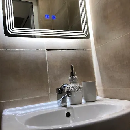 Kouzmanovs_guesthouse Апартамент *